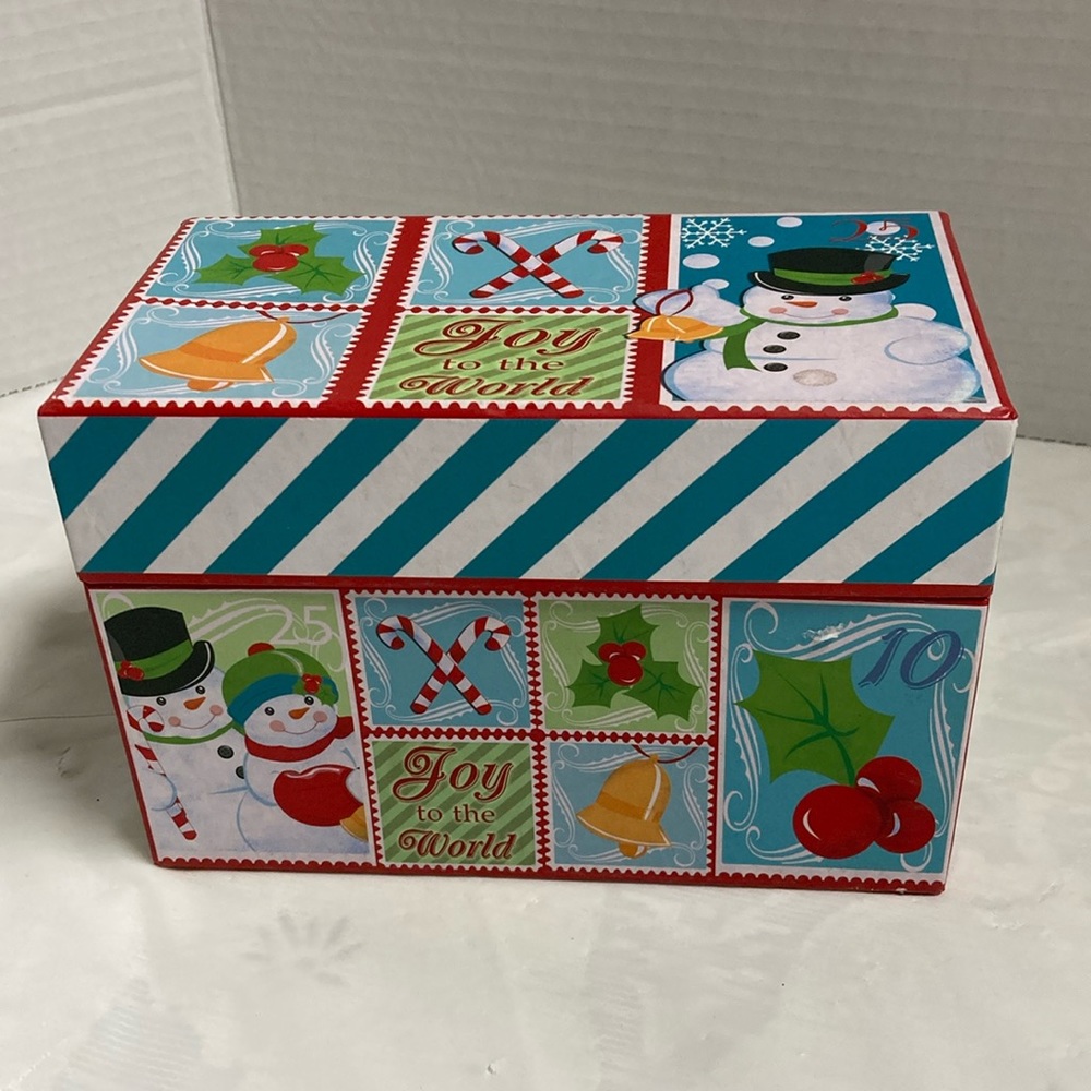 Tri Coastal Design Joy to the World Christmas Recipe Box with Dividers & Cards